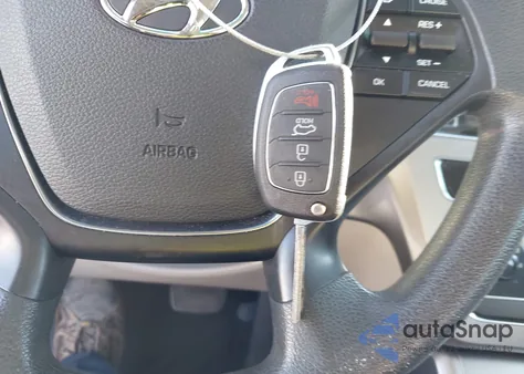 2016 Hyundai Sonata z USA, uszkodzony, nr VIN 5NPE24AFXGH418525